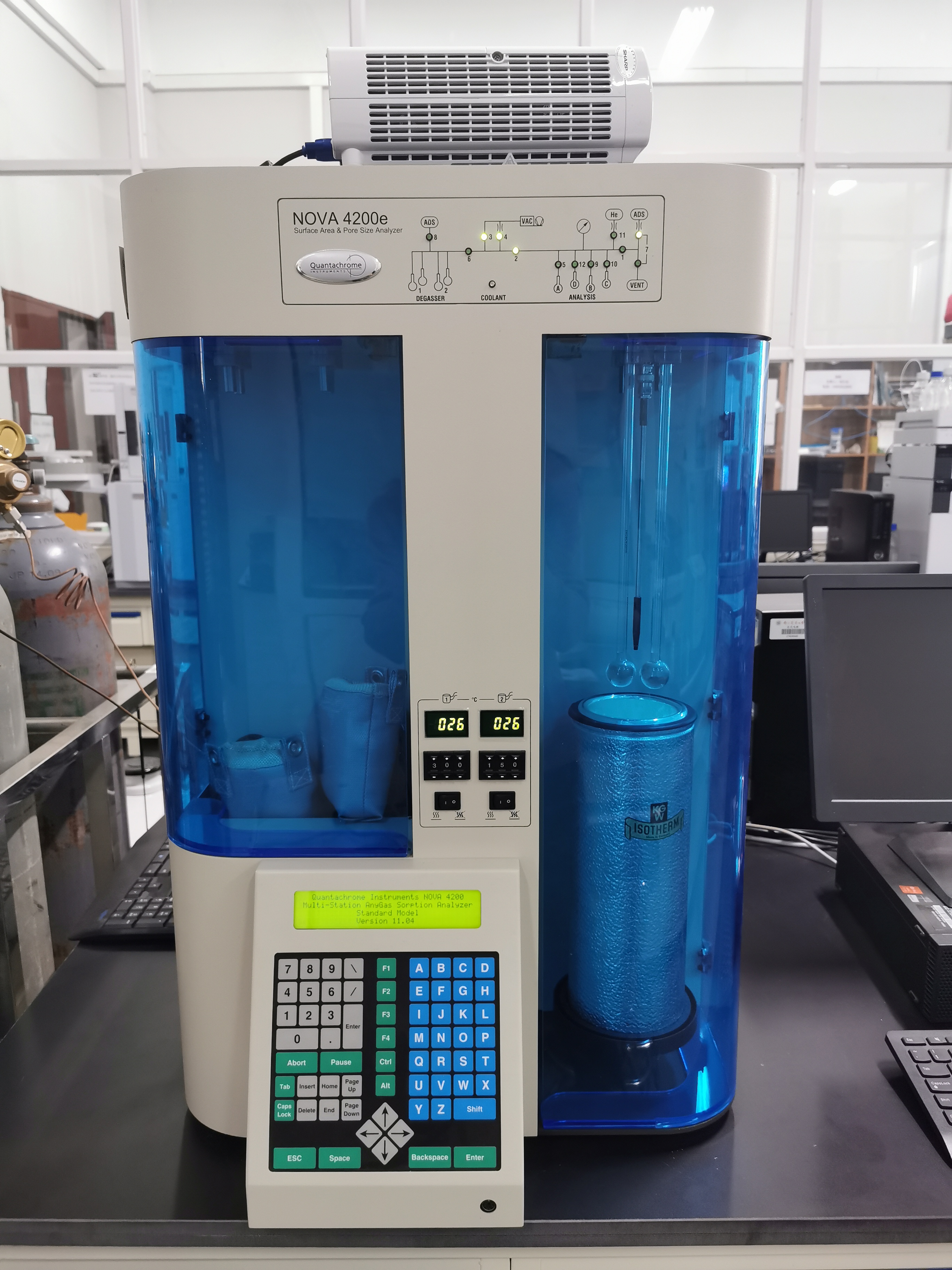 比表面积测试仪 (gas adsorption analyzer for bet, quantach