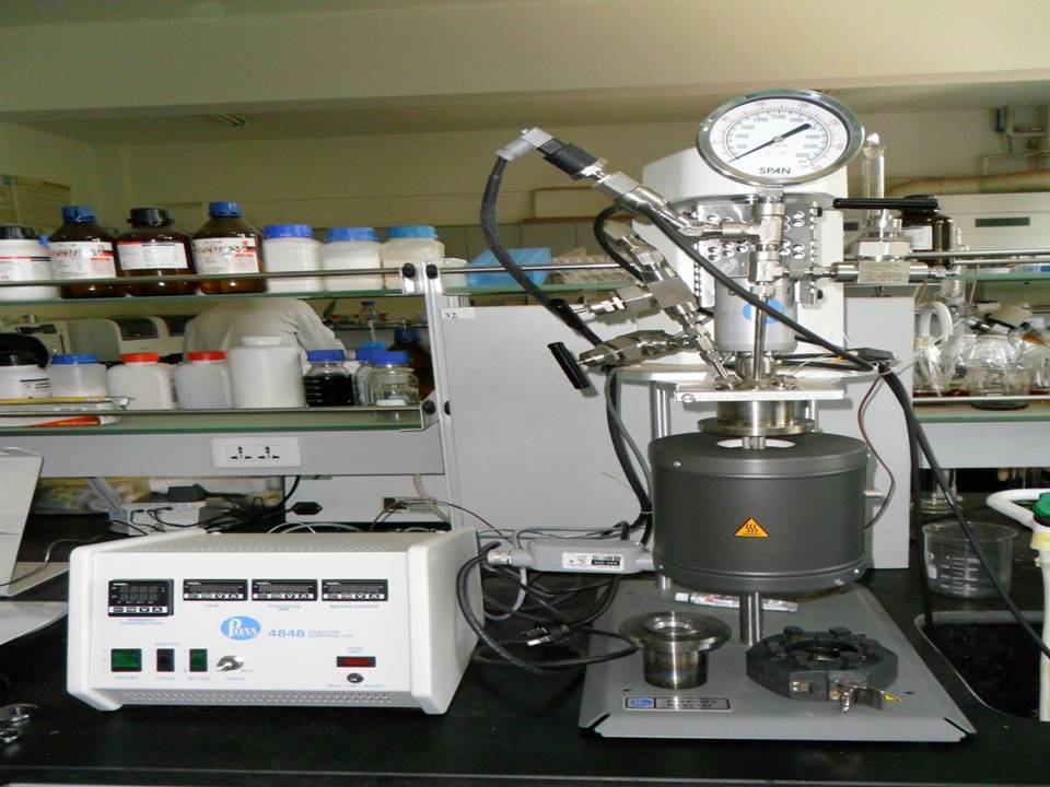 安东帕高压反应釜 (Parr autoclave)