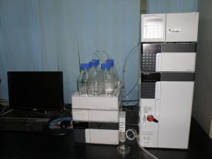 液相色谱仪 (HPLC)